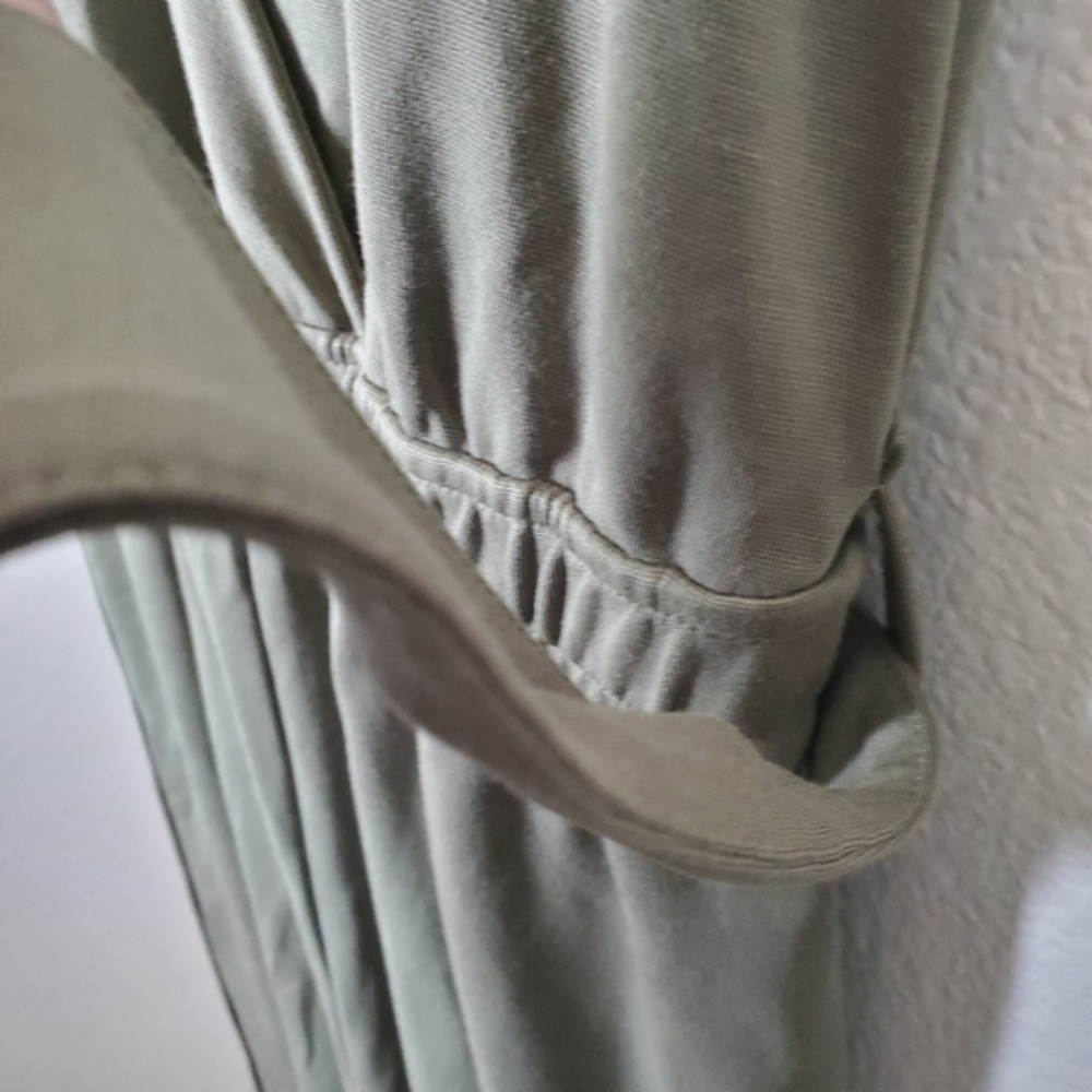 Caralyn Mirand NWT The Drop Women's Olive Green Sleeveless Wrap Jumpsuit - Picture 7 of 14